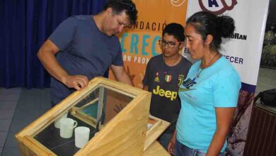 Photo of Vecinos del sector poniente de Calama reciben hornos solares con Voluntariado de El Abra