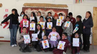 Photo of Beneficiada con Beca Indígena de El Abra enseña sobre el manejo de emociones a alumnos de Escuela de Caspana